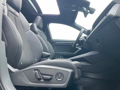 Audi A3 Sportback 35 TFSI S-tronic S line (2025) - Photo 4