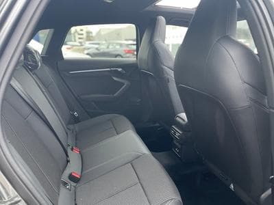 Audi A3 Sportback 35 TFSI S-tronic S line (2025) - Photo 5