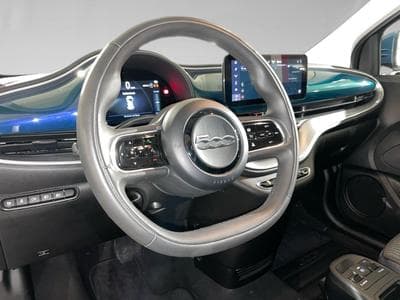 Fiat 500 BEV (2022) - Foto 8
