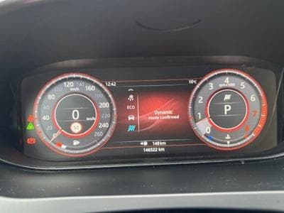 Jaguar E-Pace 250P R-Design (2018) - Photo 9