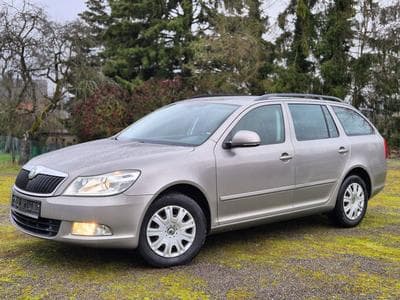 Skoda Octavia 1.6 TDI 105 DSG Automatique (2010) - Foto 1