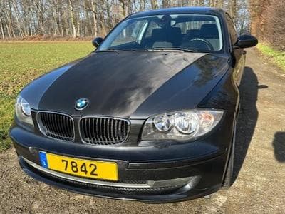 BMW 118 E81 (2008) - Foto 1