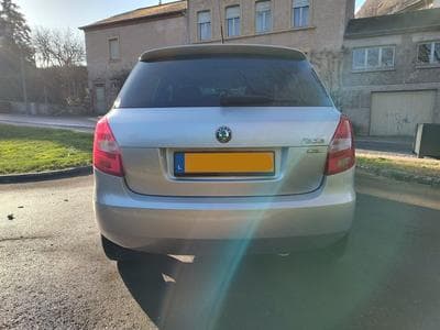 Skoda Fabia Ambiente 1.2 TSI (2011) - Photo 6