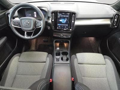 Volvo XC40 B3 Core / Essence (2023) - Photo 3