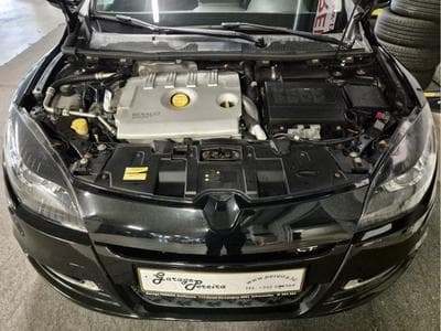 Renault Megane GRANDTOUR GT 220 LIMITED EDITION N°102 BOSE CUIR NAVI (2013) - Foto 15