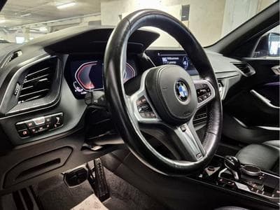 BMW M135 i XDRIVE HEAD UP CUIR LED NAVI (2021) - Foto 10
