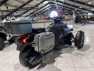 BRP Can-Am Canyon MY25 REDROCK (2026) - Photo 4