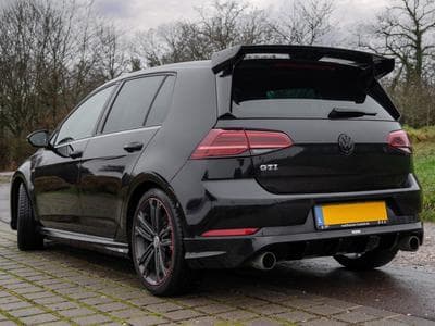 VW Golf VII 5-Türer GTI (2018) - Photo 4