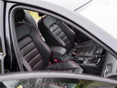 VW Golf VII 5-Türer GTI (2018) - Photo 6