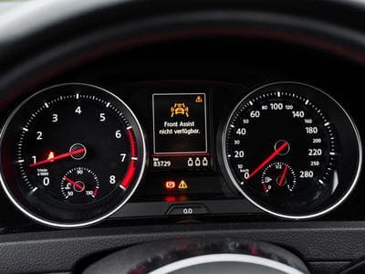 VW Golf VII 5-Türer GTI (2018) - Photo 8