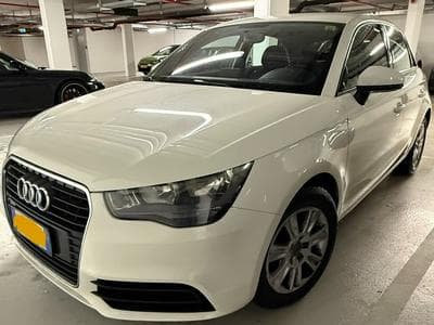 Audi A1 Sportback 1.2 TFSI 86 HP (2013) - Photo 4
