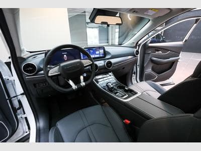 Forthing T5 EVO 1.5 HEV FULL HYBRID (2026) - Photo 7