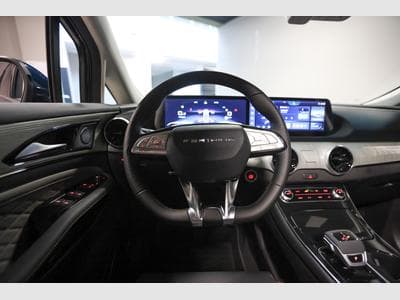 Forthing U-Tour 1.5 TURBO AUTO 7 PLACES (2026) - Photo 9