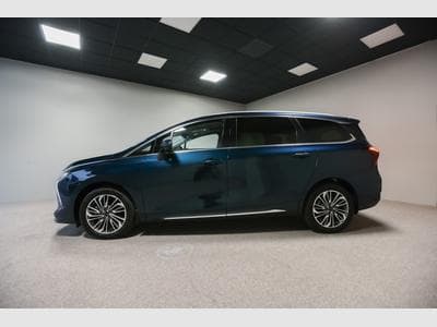 Forthing U-Tour 1.5 TURBO AUTO 7 PLACES (2026) - Photo 2