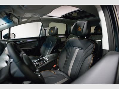 Forthing U-Tour 1.5 TURBO AUTO 7 PLACES (2026) - Photo 7