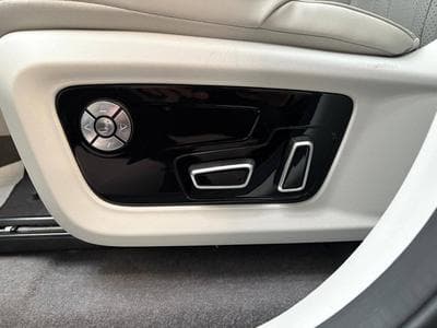 Forthing U-Tour 1.5 TURBO AUTO 7 PLACES (2026) - Photo 11