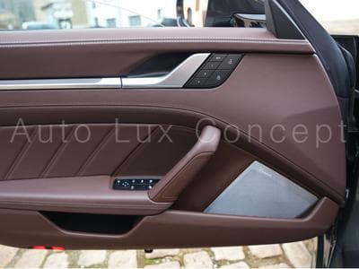 Porsche 911 911 Turbo S Cabriolet avec Pack Sport (2023) - Foto 12