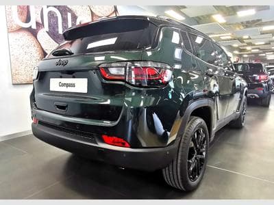 Jeep Compass 1.5 HYBRIDE NORTHSTAR (2025) - Foto 2