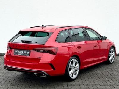 Skoda Octavia Octavia Combi RS 2.0 TSI DSG / 1.HAND / GARANTIE (2021) - Foto 5