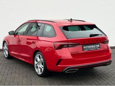 Skoda Octavia Octavia Combi RS 2.0 TSI DSG / 1.HAND / GARANTIE (2021) - Foto 7