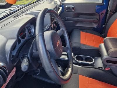 Jeep Wrangler 4x4 (2010) - Photo 6