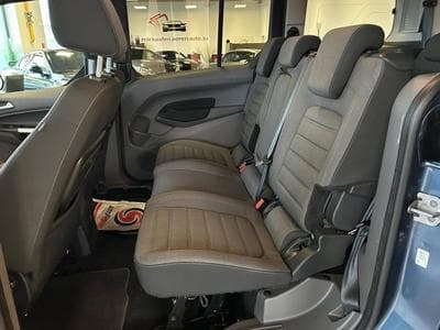 Ford Tourneo Grand Tourneo Connect (2021) - Photo 11