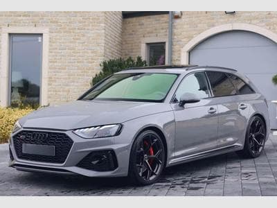 Audi RS4 Competition PLUS (2023) - Photo 1