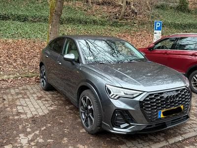 Audi Q3 Sportback S line 45 TFSI e S tronic (2022) - Photo 2