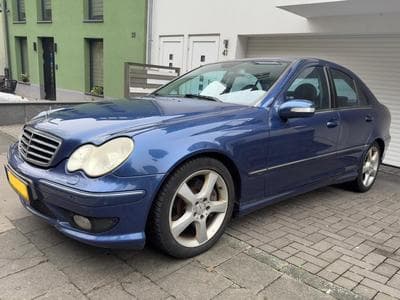 Mercedes C 220 Avantgarde Pack-AMG (2005) - Photo 1