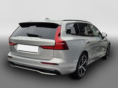 Volvo V60 (2021) - Photo 2