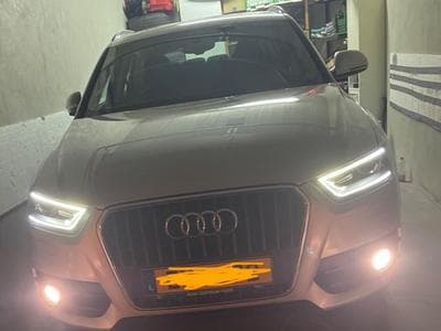 Audi Q3 (2012) - Photo 1