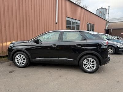 Peugeot 3008 1.5 HDI 130CH  EAT8 Active Pack (2021) - Foto 5