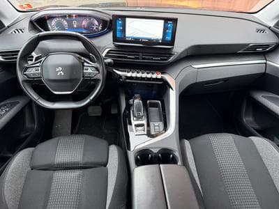 Peugeot 3008 1.5 HDI 130CH  EAT8 Active Pack (2021) - Foto 3