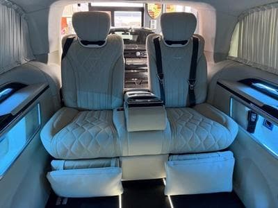 Mercedes Vito VIP CDI extra-long Maybach 2.0 136 CV L3 (2023) - Photo 6