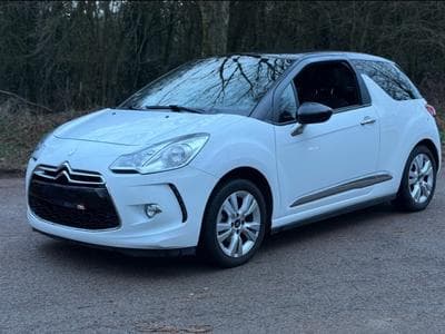 Citroën DS DS3 1.6 essence VTI (2012) - Photo 1