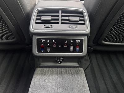 Audi A6 AVANT S-TRONIC 2.0 TDI 204CV (2023) - Photo 10