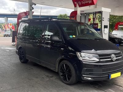 VW Multivan (2018) - Photo 6