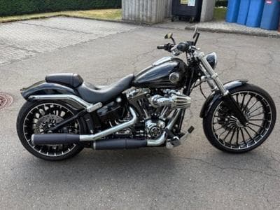 Harley-Davidson Softail Breakout (2001) - Photo 1