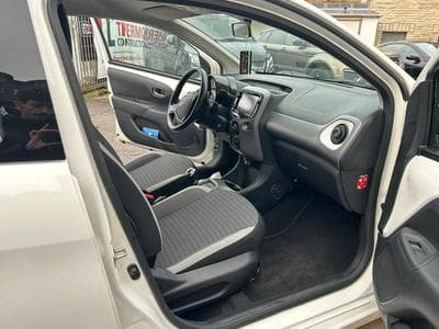Toyota Aygo 1.0 AUTOMATIQUE CAMERA CAR PLAY (2019) - Foto 13
