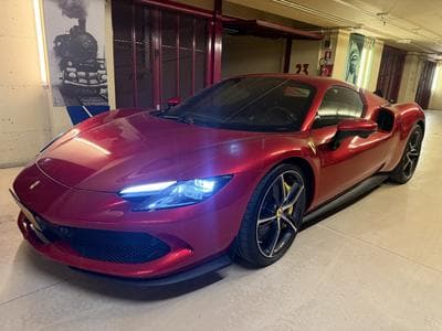 Ferrari 296 GTS GTS / ROSSO MAGMA / ADAS (2025) - Foto 3