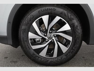 VW Tiguan 1.5 eTSI 110 kW Life (2025) - Photo 15