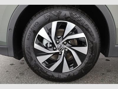 VW Tiguan 1.5 eTSI 110 kW Life (2025) - Photo 15