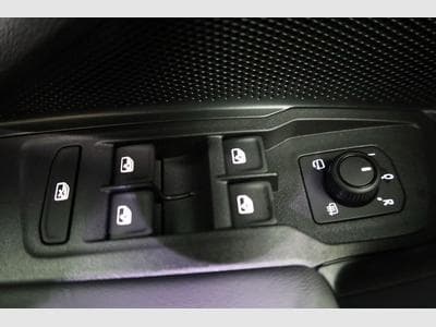 VW Tiguan 1.5 eTSI 110 kW Life (2025) - Photo 7