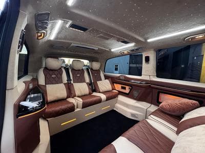 Mercedes Vito Tourer CDI extra-long L3 VIP (2025) - Photo 2