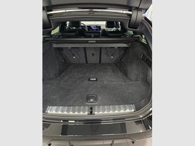 BMW 330 i xDrive M-Sport (2025) - Photo 3