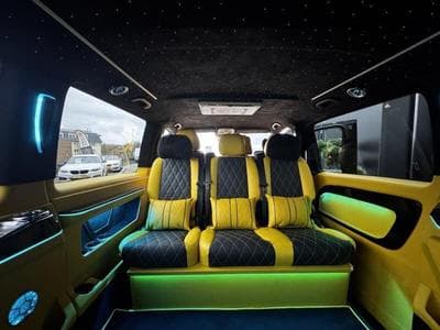 Mercedes Vito Tourer CDI extra-long propulsion 2.0L 136CV (2023) - Photo 3