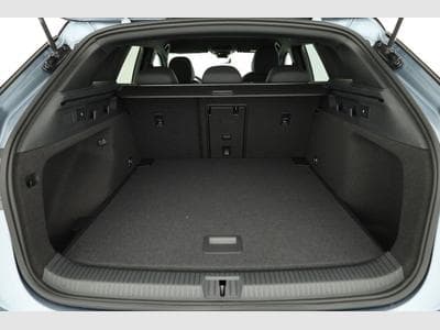 VW ID.7 Kombi Pro 210 kW (2025) - Foto 11