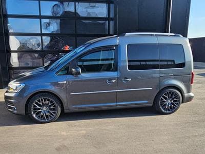 VW Caddy Highline (2019) - Foto 1