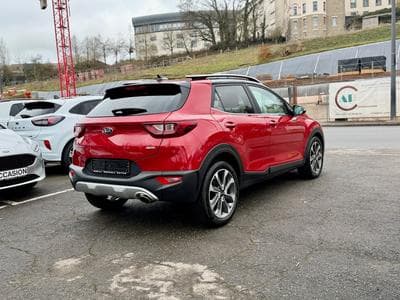 Kia Stonic 1.0 T-GDI 120 DCT (2020) - Photo 6