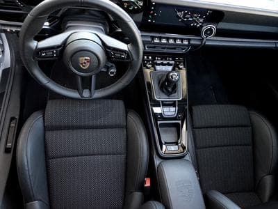 Porsche 911 Carrera T (2024) - Photo 10